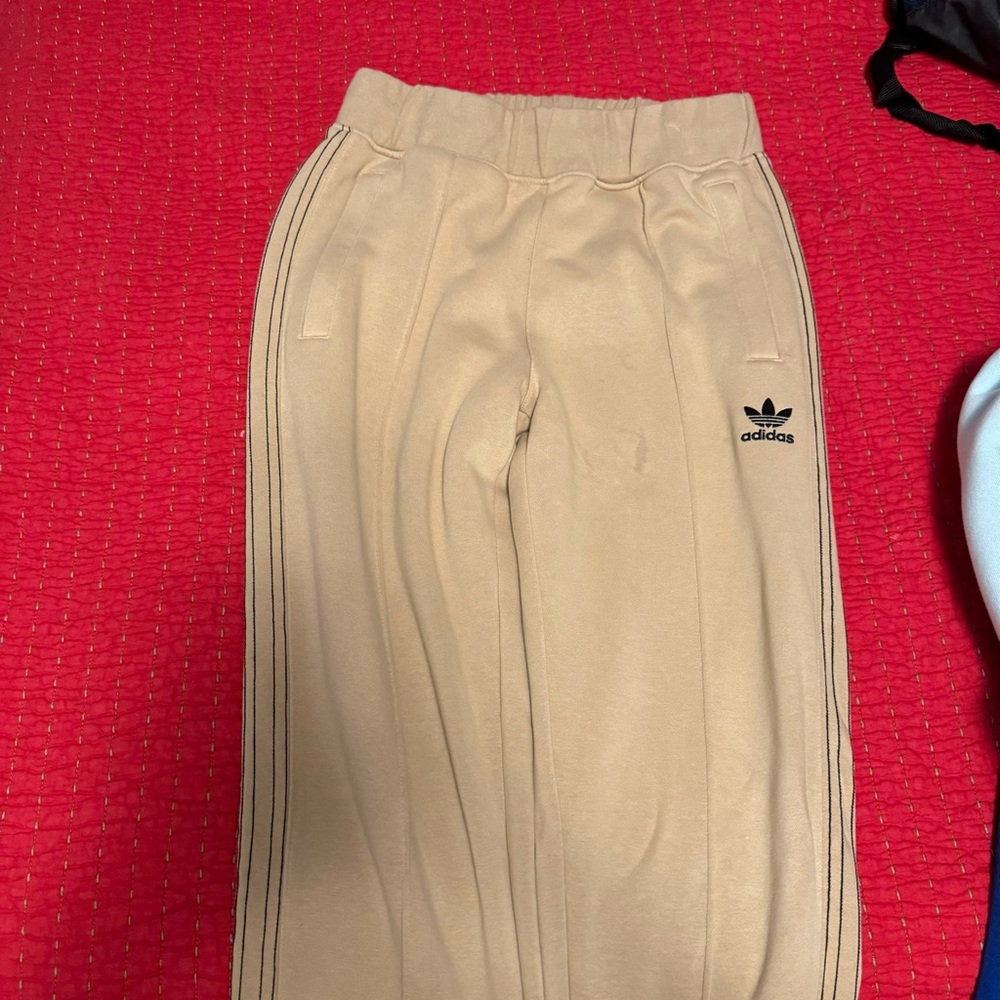 adidas Original’s Fleece SST Pants